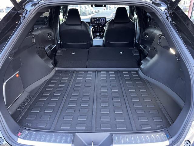 ハリアーハイブリッド Ｚ　レザーパッケージ　Ｚレザーパッケージ＿モデリスタフルエアロ＿トムスフロントグリル＿ＪＢＬサウンド＿ワンオーナー車＿純正デジタルインナーミラー＿全方位モニター＿コネクトナビ＿フルセグＴＶ＿セーフティーセンス＿ＥＴＣ２．０（20枚目）