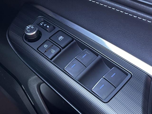 ハリアーハイブリッド Ｚ　レザーパッケージ　Ｚレザーパッケージ＿モデリスタフルエアロ＿トムスフロントグリル＿ＪＢＬサウンド＿ワンオーナー車＿純正デジタルインナーミラー＿全方位モニター＿コネクトナビ＿フルセグＴＶ＿セーフティーセンス＿ＥＴＣ２．０（24枚目）