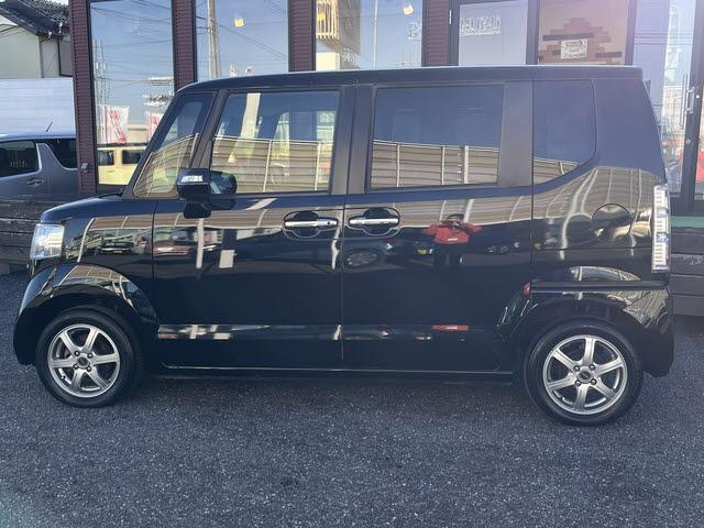 Ｎ－ＢＯＸ Ｇ・Ｌパッケージ　Ｇ－Ｌパッケージ＿パワースライドドア＿スマートキー＿プッシュスタート＿ステアリングスイッチ＿社外１４インチアルミホイール＿リアシートスライド＿リアロールシェイド＿両側スライドドア＿ベンチシート（11枚目）