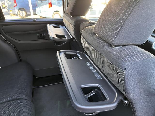 Ｎ－ＢＯＸ Ｇ・Ｌパッケージ　Ｇ－Ｌパッケージ＿パワースライドドア＿スマートキー＿プッシュスタート＿ステアリングスイッチ＿社外１４インチアルミホイール＿リアシートスライド＿リアロールシェイド＿両側スライドドア＿ベンチシート（12枚目）