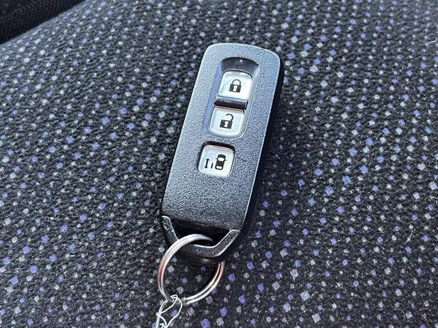 Ｎ－ＢＯＸ Ｇ・Ｌパッケージ　Ｇ－Ｌパッケージ＿パワースライドドア＿スマートキー＿プッシュスタート＿ステアリングスイッチ＿社外１４インチアルミホイール＿リアシートスライド＿リアロールシェイド＿両側スライドドア＿ベンチシート（26枚目）