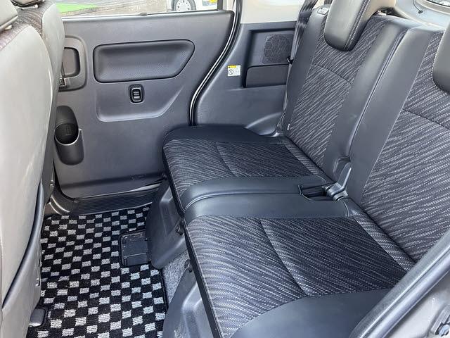 スペーシアカスタム ＸＳリミテッド　カスタムＸＳリミテッド＿８インチカロッツェリアメモリーナビ＿フルセグＴＶ＿バックモニター＿両側パワースライドドア＿レーダーブレーキサポートシステム＿アイドリングストップ＿ＨＩＤヘッドライト（13枚目）