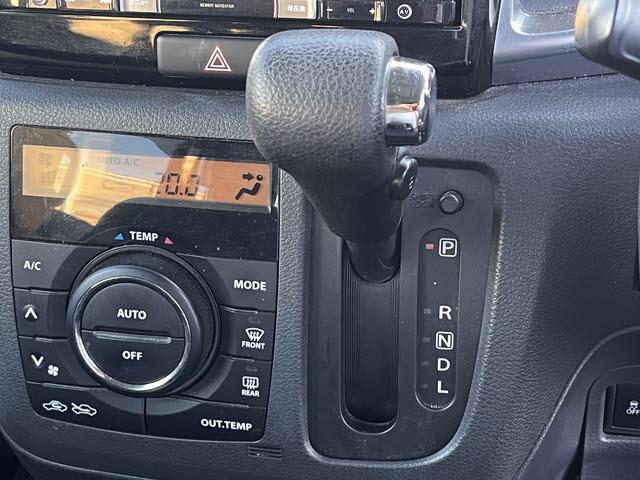 スペーシアカスタム ＸＳリミテッド　カスタムＸＳリミテッド＿８インチカロッツェリアメモリーナビ＿フルセグＴＶ＿バックモニター＿両側パワースライドドア＿レーダーブレーキサポートシステム＿アイドリングストップ＿ＨＩＤヘッドライト（16枚目）