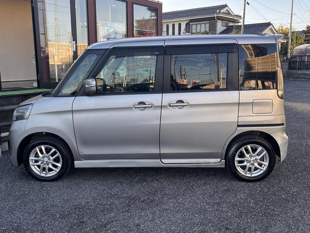 スペーシアカスタム ＸＳリミテッド　カスタムＸＳリミテッド＿８インチカロッツェリアメモリーナビ＿フルセグＴＶ＿バックモニター＿両側パワースライドドア＿レーダーブレーキサポートシステム＿アイドリングストップ＿ＨＩＤヘッドライト（24枚目）