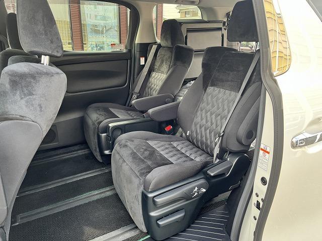 国の指定工場併設でアフターサービスも充実！点検・車検・お車のカスタマイズもサービススタッフまでご相談ください！経験と知識豊富なサービススタッフが親切・丁寧に対応いたします！