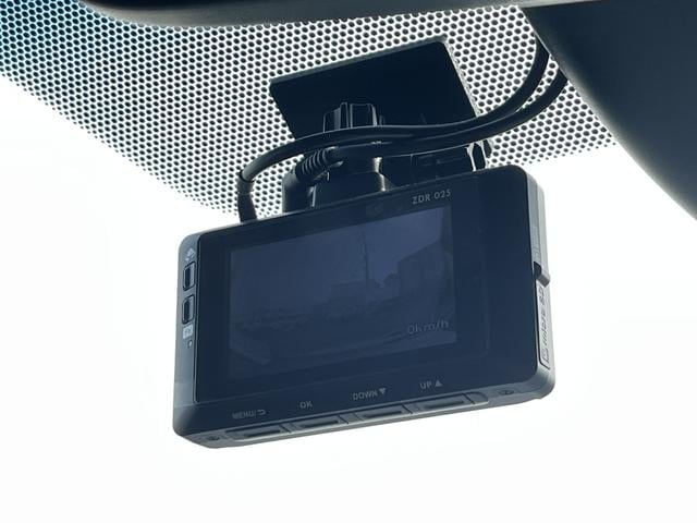 当店在庫は全車試乗Ｏ．Ｋです♪中古車は一物一価です！！見て・触って・乗って体感して下さい♪是非お気軽にお問い合わせください