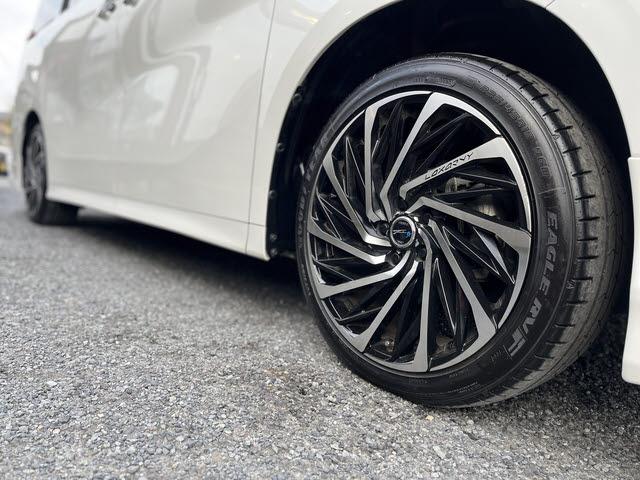 最寄りの駅はＪＲ高崎線『北本駅』です。東口のロータリーへ車でお迎えにあがりますので、到着時刻をご連絡ください。