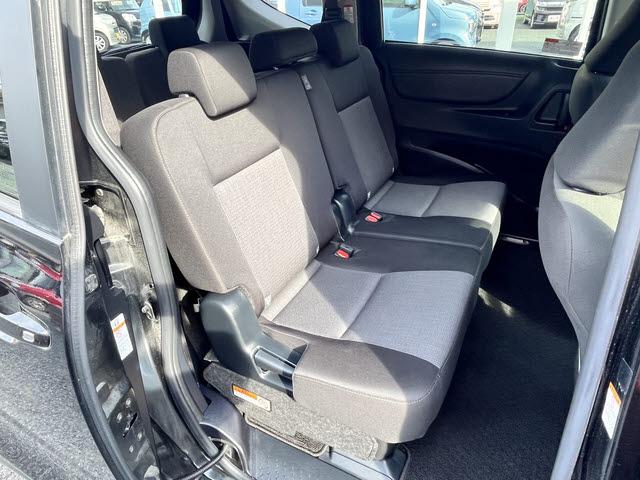 シエンタ Ｇ　セーフティーエディション　Ｇセーフティエディション＿純正ＳＤナビ＿フルセグＴＶ＿パノラミックビューモニター＿両側パワースライドドア＿運転席助手席シートヒーター＿純正アルミホイール＿キーフリー＿プッシュスタート＿ＬＥＤ（13枚目）