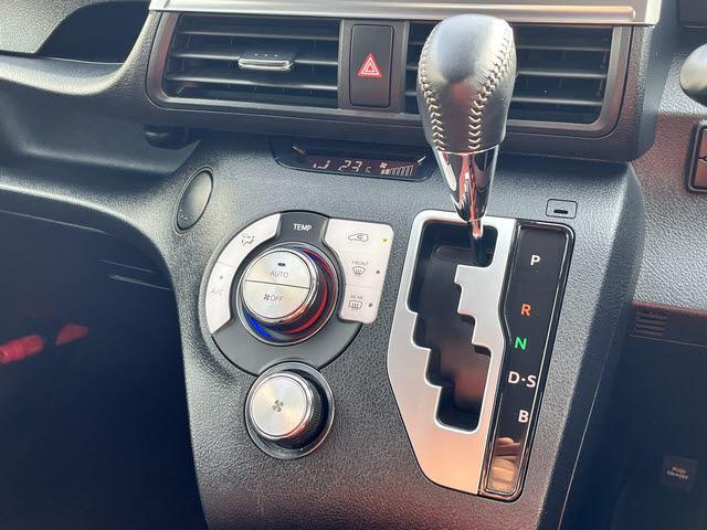 シエンタ Ｇ　セーフティーエディション　Ｇセーフティエディション＿純正ＳＤナビ＿フルセグＴＶ＿パノラミックビューモニター＿両側パワースライドドア＿運転席助手席シートヒーター＿純正アルミホイール＿キーフリー＿プッシュスタート＿ＬＥＤ（16枚目）