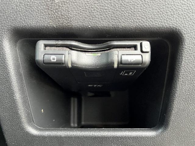 タント カスタムＲＳ　トップエディションＶＳ　ＳＡＩＩＩ　スマートアシスト３　ターボ　両側パワースライドドア　ＬＥＤヘッドライト　純正８インチナビ　Ｄ席シートヒーター　ＬＥＤヘッドライト　全方位カメラ　走行中ＴＶ視聴可　ＨＤＭＩ端子（19枚目）