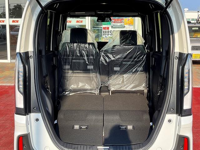 Ｎ－ＢＯＸカスタム ターボ　カスタムターボ　マルチビューカメラ　両側パワースライドドア　ホンダセンシング　ＬＥＤヘッドライト　アダプティブクルーズコントロール　パドルシフト　カラー液晶メーター　キーフリー　プッシュスタート（20枚目）
