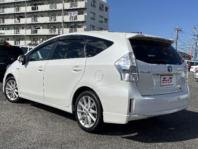 プリウスアルファ Ｇツーリングセレクション　純正ナビＮＳＺＮ－Ｗ６４Ｔ　フルセグＴＶ　バックカメラ　ＥＴＣ　キーフリー　プッシュスタート　ＬＥＤヘッドライト　クルーズコントロール　オートエアコン　５人乗り（6枚目）