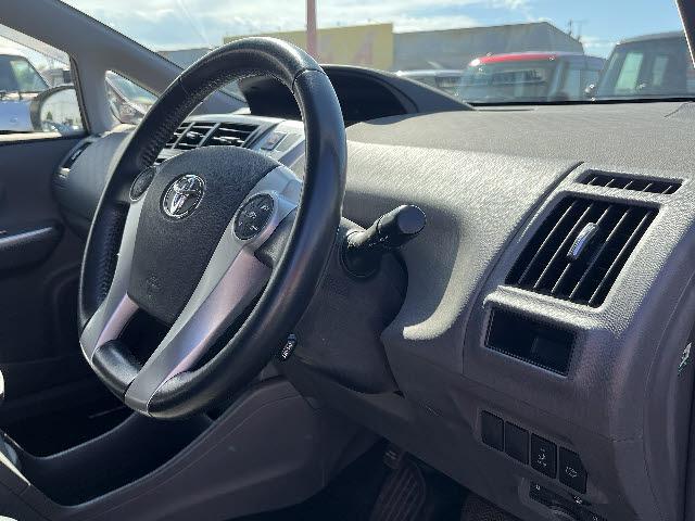 プリウスアルファ Ｇツーリングセレクション　純正ナビＮＳＺＮ－Ｗ６４Ｔ　フルセグＴＶ　バックカメラ　ＥＴＣ　キーフリー　プッシュスタート　ＬＥＤヘッドライト　クルーズコントロール　オートエアコン　５人乗り（7枚目）