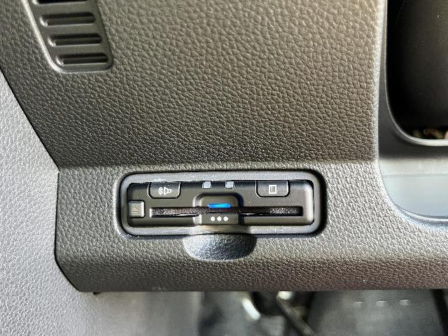 Ｎ－ＯＮＥ ＲＳ　６速マニュアルシフト　無限フロントアンダースポイラー　無限サイドスポイラー　純正８インチナビ　フルセグＴＶ　バックカメラ　ホンダセンシング　アダプティブクルーズコントロール　エアロ合計￥１２１０００（19枚目）