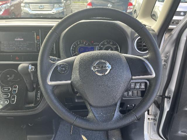 デイズルークス ハイウェイスター ターボ 純正SDナビ フルセグTV アラウンドビューモニター HIDヘッドライト 両側パワースライドドア エマージェンシーブレーキ プッシュスタート キーフリー DVD再生 ターボ Bluetooth(15枚目)