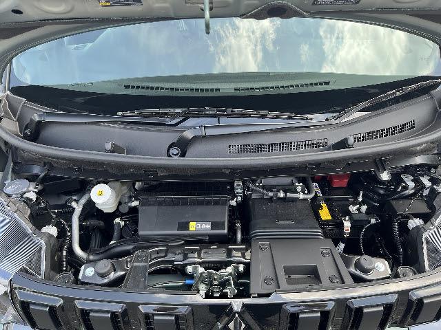 デリカミニ Ｔ　プレミアム　リミテッドエディション　純正９インチディスプレイオーディオ　両側パワースライドドア　Ｂｌｕｅｔｏｏｔｈ　プロパイロット　マルチビューモニター　ステアリングヒーター　プッシュスタート　キーフリー（28枚目）