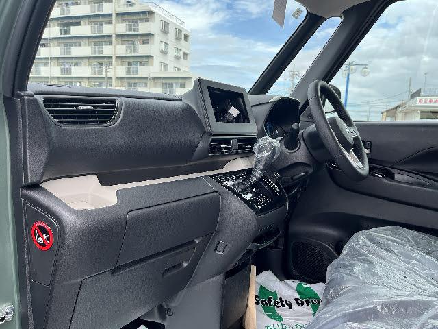 デリカミニ Ｇ　プレミアム　オプションカラー　マルチビューモニター　マイパイロット　ＬＥＤヘッドライト　Ｅブレーキ　前席シートヒーター　ステアリングヒーター　両側パワースライドドア　アイドリングストップ（14枚目）