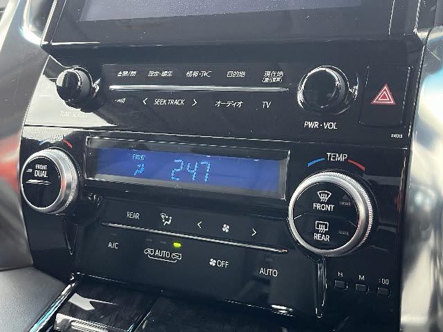 アルファード ２．５Ｓ　Ｃパッケージ　ＪＢＬサウンドシステム　レザーシート　シートヒーター　ダブルサンルーフ　両側パワースライドドア　キーフリー　プッシュスタート　ステアリングヒーター　レーダークルーズコントロール　トヨタセーフティセンス（17枚目）