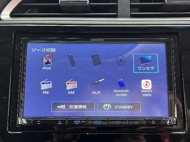 シャトル ハイブリッドＸ　ホンダセンシング　ケンウッドナビ　ＭＤＶ－Ｄ３０６ＢＴ　ＣＤ／ＡＭ／ＦＭ　バックカメラ　Ｂｌｕｅｔｏｏｔｈ　ビルトイン　ＥＴＣ　ホンダセンシング　パドルシフト　レーンキープアシスト　ＬＥＤヘッドライト　プッシュスタート（11枚目）