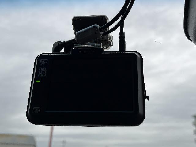 シャトル ハイブリッドＸ　ホンダセンシング　ケンウッドナビ　ＭＤＶ－Ｄ３０６ＢＴ　ＣＤ／ＡＭ／ＦＭ　バックカメラ　Ｂｌｕｅｔｏｏｔｈ　ビルトイン　ＥＴＣ　ホンダセンシング　パドルシフト　レーンキープアシスト　ＬＥＤヘッドライト　プッシュスタート（12枚目）