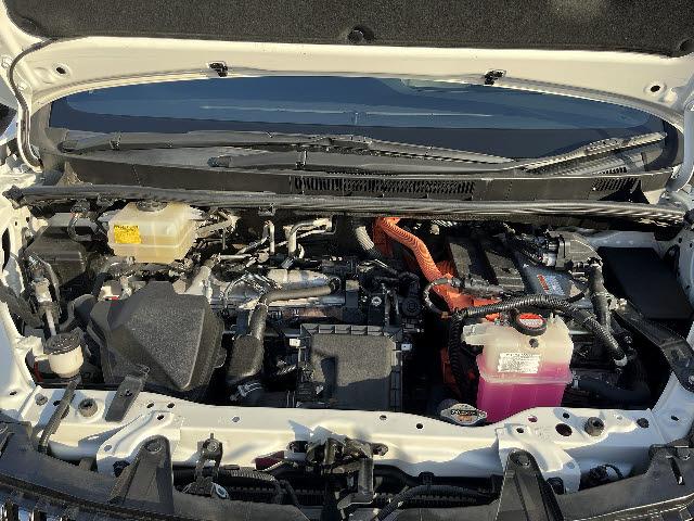 全店２５店舗！強力なバックアップ体制！お客様の安心を守ります！又、選任のスタッフが全国のオークションにて、厳選したお車を仕入れております。