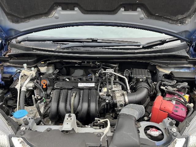 全店２５店舗！強力なバックアップ体制！お客様の安心を守ります！又、選任のスタッフが全国のオークションにて、厳選したお車を仕入れております。