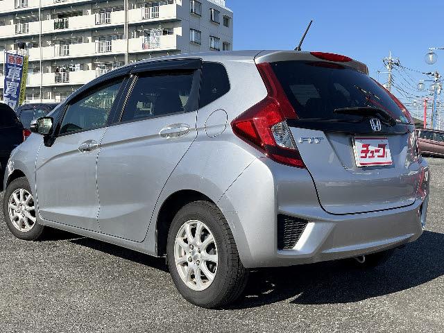 フィット １３Ｇ・Ｆ　純正メモリーナビ　ワンセグＴＶ　バックカメラ　ＬＥＤヘッドライト　キーフリー　プッシュスタート　社外アルミ　ドライブレコーダー　ステアリングリモコン　Ｂｌｕｅｔｏｏｔｈ（6枚目）