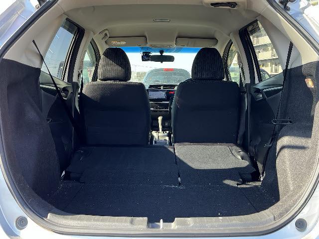 フィット １３Ｇ・Ｆ　純正メモリーナビ　ワンセグＴＶ　バックカメラ　ＬＥＤヘッドライト　キーフリー　プッシュスタート　社外アルミ　ドライブレコーダー　ステアリングリモコン　Ｂｌｕｅｔｏｏｔｈ（20枚目）