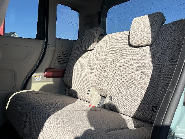 スペーシア ハイブリッドＸ　純正９インチナビ　全方位カメラ　ＣＤ／ＤＶＤ再生可　フルセグＴＶ　両側パワースライドドア　Ｄ席シートヒーター　Ｄ席後部テーブル　デュアルカメラブレーキサポート　サーキュレーター　後席サンシェード（13枚目）