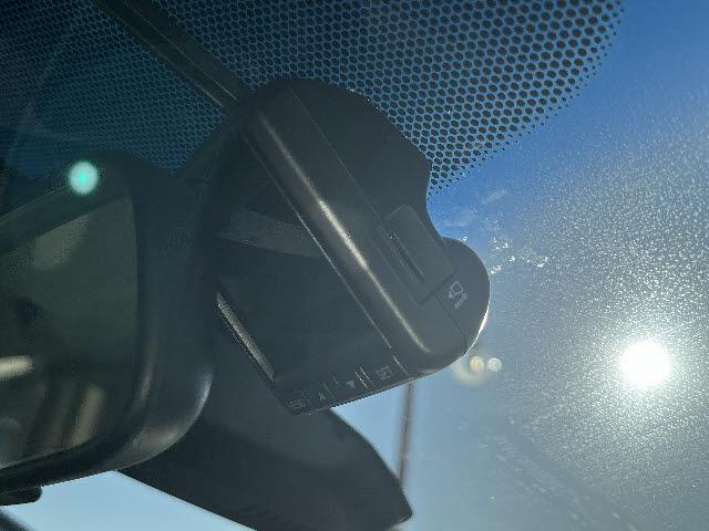 シャトル ハイブリッドＺ　純正ギャザーズナビ（ＶＸＭ－１７４ＶＦＩ）フルセグＴＶ　ＤＶＤ再生　バックカメラ　ＬＥＤヘッドライト　キーフリー　パドルシフト　プッシュスタート　クルーズコントロール　シティーブレーキ（12枚目）