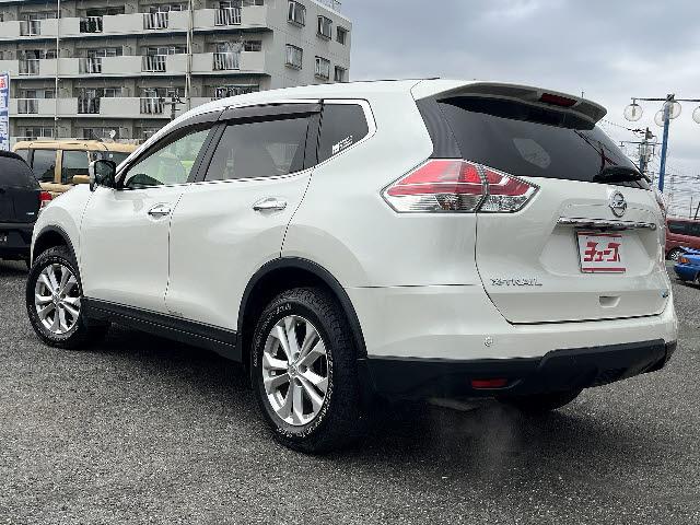 エクストレイル 20X エマージェンシーブレーキパッケージ 純正SDナビ Bluetooth フルセグTV バックカメラ ビルトインETC 前席シートヒーター エマージェンシーブレーキ インテリジェントキー プッシュスタート(6枚目)