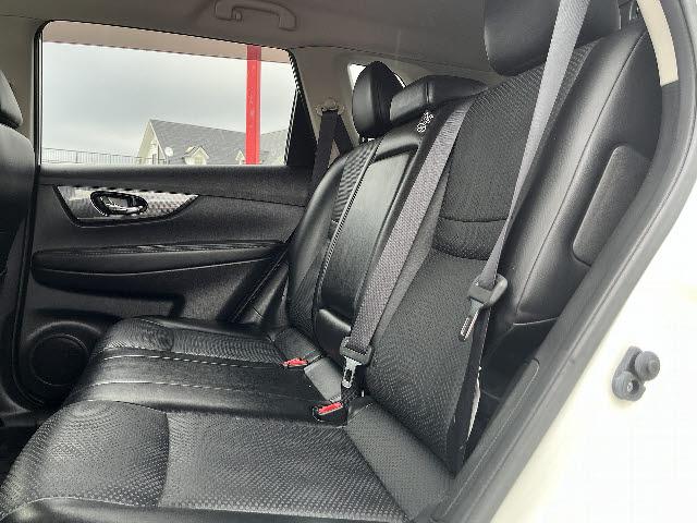 エクストレイル 20X エマージェンシーブレーキパッケージ 純正SDナビ Bluetooth フルセグTV バックカメラ ビルトインETC 前席シートヒーター エマージェンシーブレーキ インテリジェントキー プッシュスタート(13枚目)