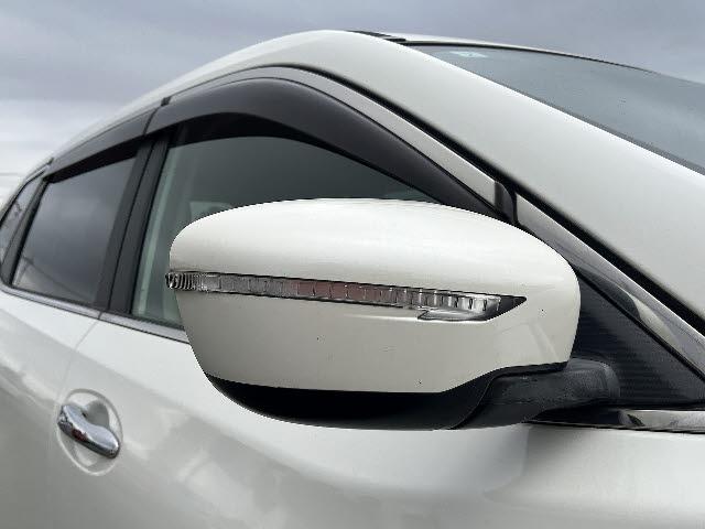 エクストレイル 20X エマージェンシーブレーキパッケージ 純正SDナビ Bluetooth フルセグTV バックカメラ ビルトインETC 前席シートヒーター エマージェンシーブレーキ インテリジェントキー プッシュスタート(25枚目)