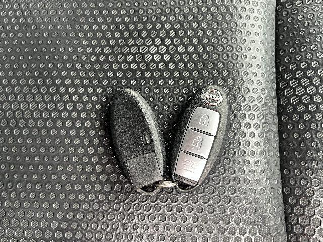 エクストレイル 20X エマージェンシーブレーキパッケージ 純正SDナビ Bluetooth フルセグTV バックカメラ ビルトインETC 前席シートヒーター エマージェンシーブレーキ インテリジェントキー プッシュスタート(26枚目)