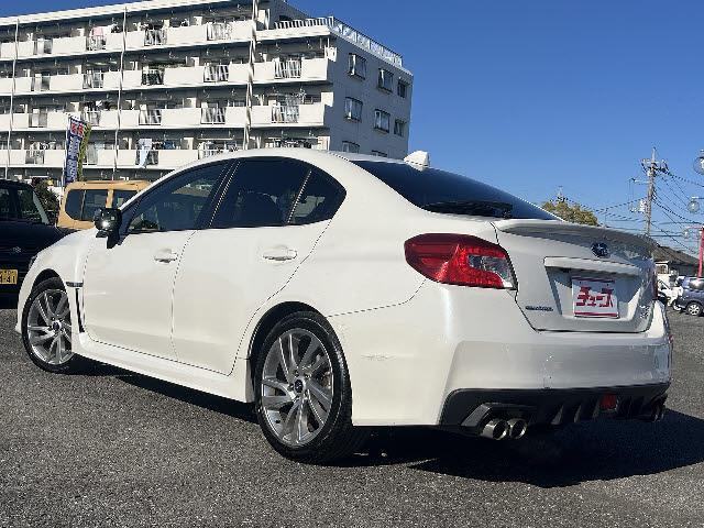 WRX S4 2.0GT-Sアイサイト アイサイトバージョン3 S/IドライブS♯モード LEDヘッドライト 4WD ターボ レーダークルーズコントロール 300PS 純正18インチアルミ バックカメラ カロッツェリアナビ フルセグ ETC(9枚目)