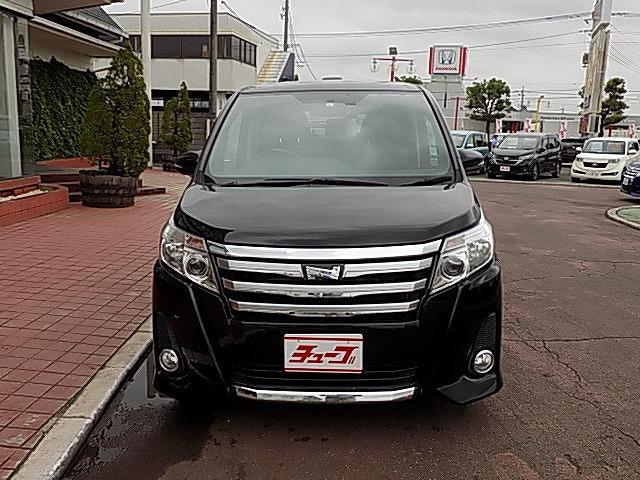 トヨタ ノア ｓｉ ７人乗 アイドリングストップ サンルーフ 純正ｓｄナビ フルセグ バックカメラ 9 8万円 平成27年 15年 埼玉県 中古車 価格 Com