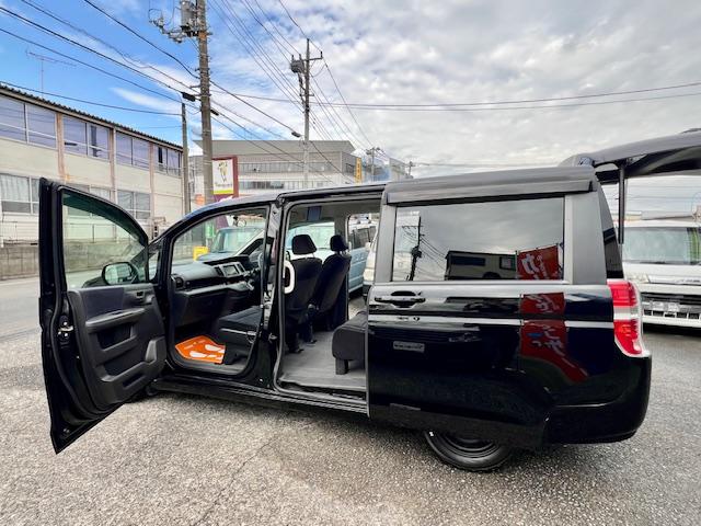 ステップワゴン Ｇ　Ｌパッケージ　両面電動スライド　ナビ　ＴＶ　Ｂｌｕｅｔｏｏｔｈオーディオ　ＤＶＤビデオ　バックカメラ　ＥＴＣ　ＨＩＤ　オートライト　艶消しスチールホイール　マッドタイヤ新品装着（12枚目）