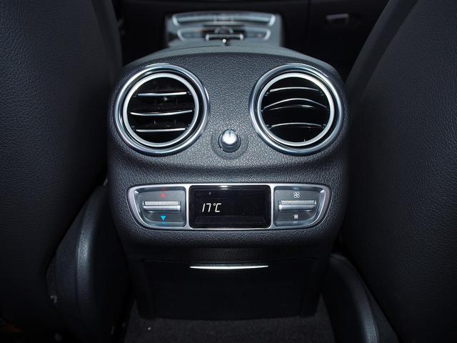 E63 S 4マチック+ AMGカーボンセラミックブレーキ AMGビッグキャリパー AMG専用鍛造20インチホイール フルオプションカーボンボディキット+カーボンインテリア セーフティドライブ オプションフル 保証書取説(40枚目)