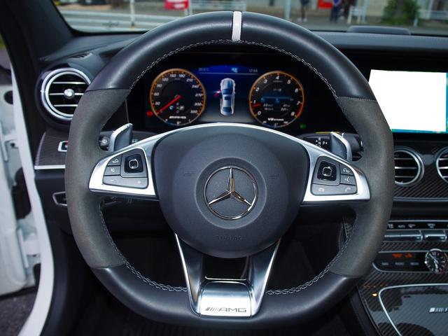 E63 S 4マチック+ AMGカーボンセラミックブレーキ AMGビッグキャリパー AMG専用鍛造20インチホイール フルオプションカーボンボディキット+カーボンインテリア セーフティドライブ オプションフル 保証書取説(42枚目)