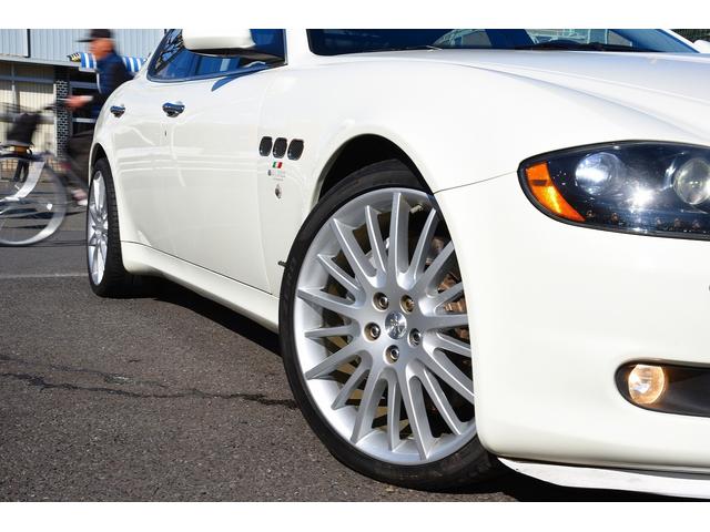 S 後期型モデルディーラー車 クライスジーク可変マフラー 20AW レッドキャリパー 左ハンドル サンルーフ レザーシート HDDナビ HIDライト LEDFテールレンズ 記録簿取説(11枚目)