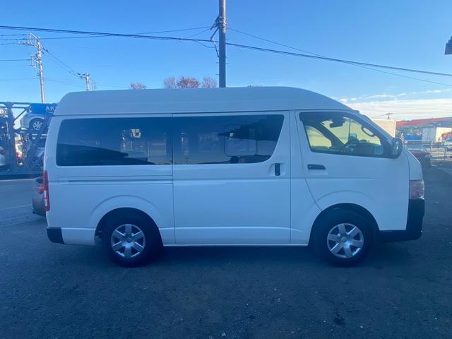 ハイエースバン ロングDX ハイルーフ・トヨタセーフティセンス・プリクラッシュセーフティ・社外ナビゲーション・バックカメラ・ETC(4枚目)