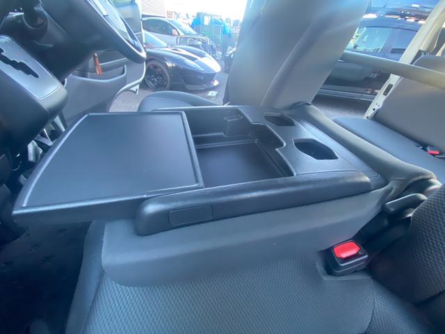 ハイエースバン ロングDX ハイルーフ・トヨタセーフティセンス・プリクラッシュセーフティ・社外ナビゲーション・バックカメラ・ETC(16枚目)