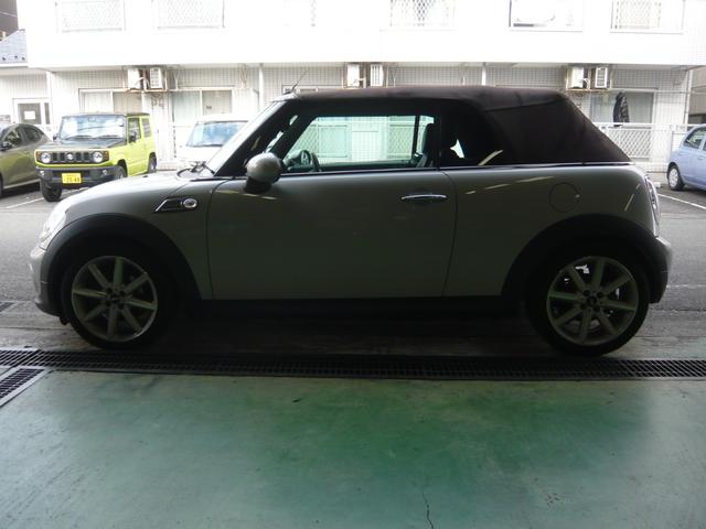 ＭＩＮＩ クーパー　コンバーチブル（8枚目）