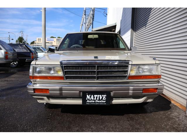 グロリアワゴン SGL サーフスタイル 新品VENPLAホイールキャップ 新品ホワイトリボンタイヤ LEDヘッドライト サンドベージュNewペイント タイミングベルト交換済み(13枚目)