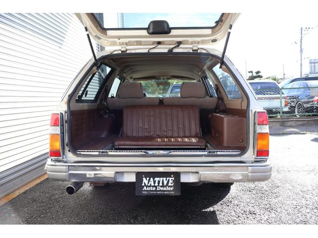 グロリアワゴン SGL サーフスタイル 新品VENPLAホイールキャップ 新品ホワイトリボンタイヤ LEDヘッドライト サンドベージュNewペイント タイミングベルト交換済み(16枚目)