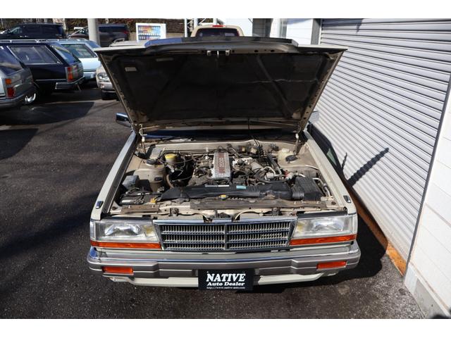 グロリアワゴン SGL サーフスタイル 新品VENPLAホイールキャップ 新品ホワイトリボンタイヤ LEDヘッドライト サンドベージュNewペイント タイミングベルト交換済み(28枚目)