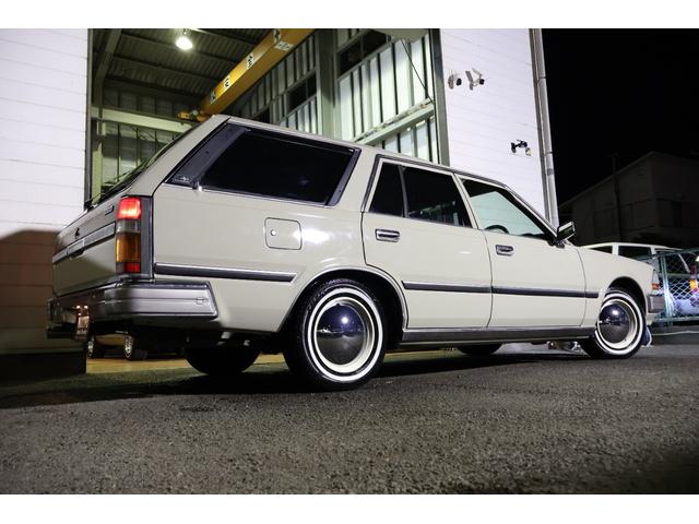 グロリアワゴン SGL サーフスタイル 新品VENPLAホイールキャップ 新品ホワイトリボンタイヤ LEDヘッドライト サンドベージュNewペイント タイミングベルト交換済み(39枚目)