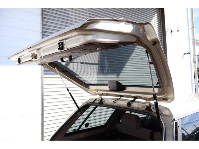 グロリアワゴン SGL サーフスタイル 新品VENPLAホイールキャップ 新品ホワイトリボンタイヤ LEDヘッドライト サンドベージュNewペイント タイミングベルト交換済み(47枚目)