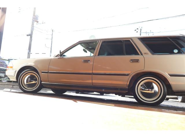 グロリアワゴン SGL サーフスタイル 新品VENPLAホイールキャップ 新品ホワイトリボンタイヤ LEDヘッドライト サンドベージュNewペイント タイミングベルト交換済み(59枚目)