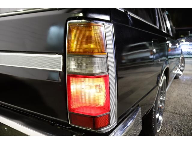 セドリックワゴン SGL サーフスタイル アイアンバンパー LEDヘッドライト 新品クリアバンパーマーカー 新品デイトナクローム 新品BFグッドリッジホワイトレター タイミングベルト交換済み(45枚目)